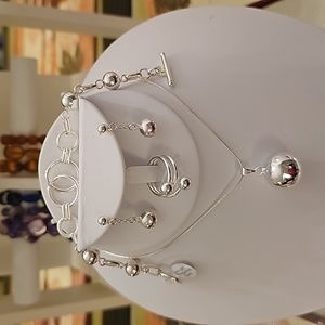(NWT) 925 Sterling Silver Jewelry Set